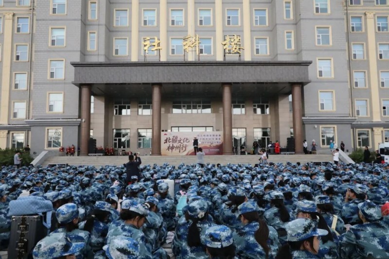 “红色嫩芽”绽放松花江畔“红色文艺轻骑兵”再启巡演征程！